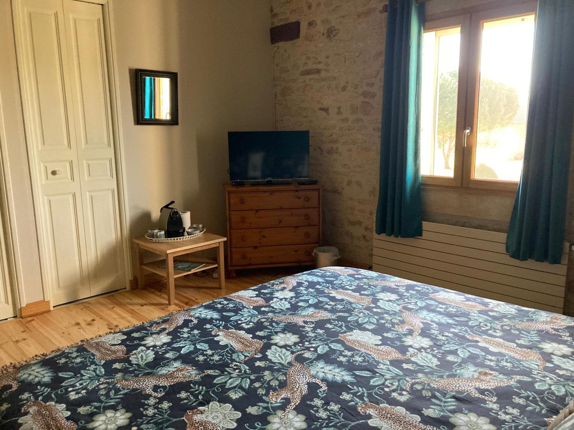 La Grange Bed & Breakfast Blanzay Екстериор снимка